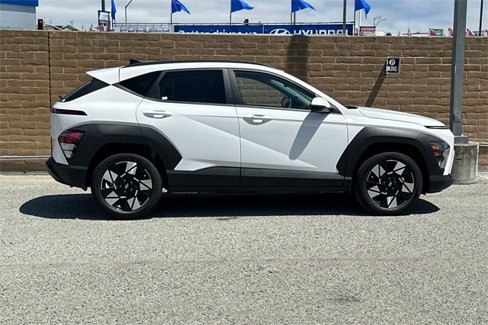 New 2025 Hyundai Kona SEL image 3