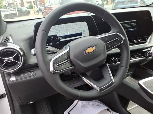 New 2026 Chevrolet Equinox LT image 18