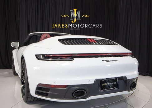 Used 2024 Porsche 911 Carrera image 8