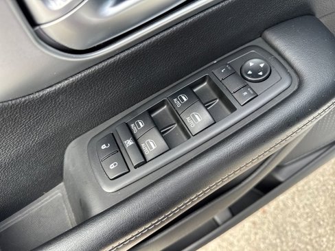 Certified 2019 Chrysler Pacifica Touring-L Plus w/ Advanced Safetytec Group image 14