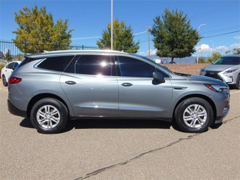 Used 2019 Buick Enclave Essence image 3