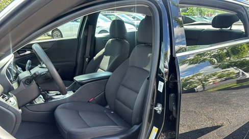 Used 2021 Chevrolet Malibu LT image 10