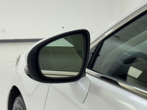 Used 2018 Lexus ES 350 w/ Navigation System Package image 39