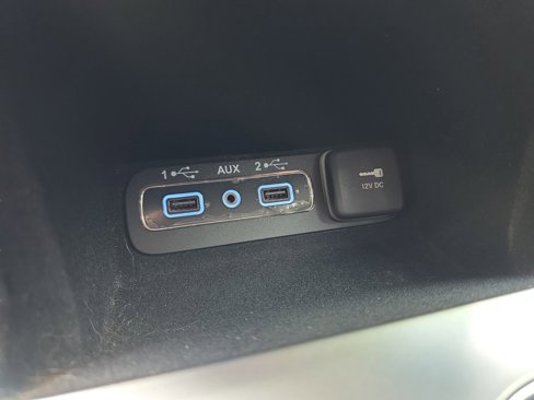 Used 2019 Jeep Grand Cherokee Altitude image 54