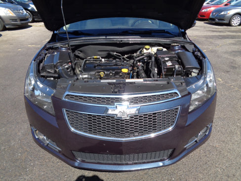 Used 2014 Chevrolet Cruze LT w/ Sun, Sound and Sport Package image 22