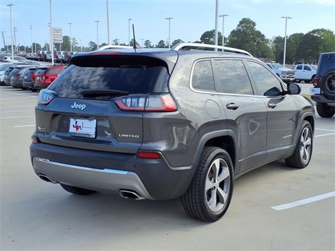 Used 2021 Jeep Cherokee Limited image 14