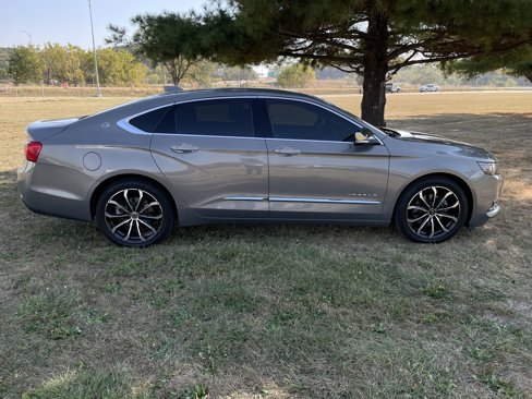 Used 2017 Chevrolet Impala Premier w/ Enhanced Convenience Package image 8