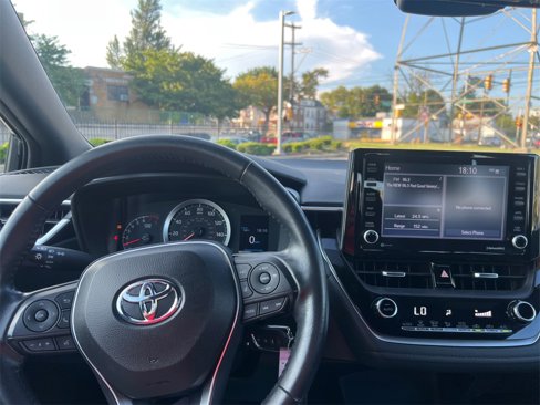 Used 2022 Toyota Corolla SE image 25