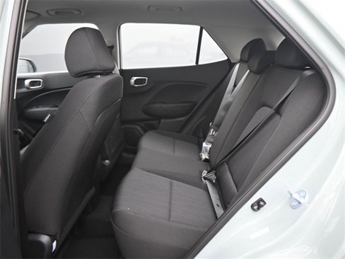 New 2025 Hyundai Venue SE image 14