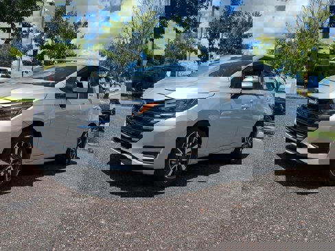 New 2025 Nissan Versa SV image 8
