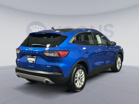 Used 2020 Ford Escape SE image 7