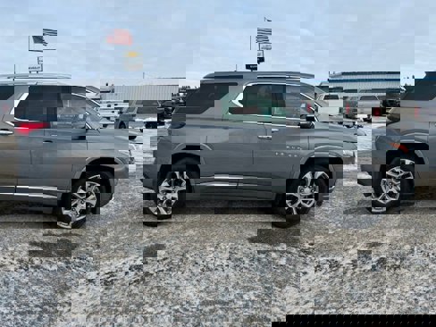 Used 2019 Chevrolet Traverse Premier image 8