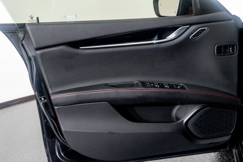 Used 2022 Maserati Ghibli Modena Q4 image 39