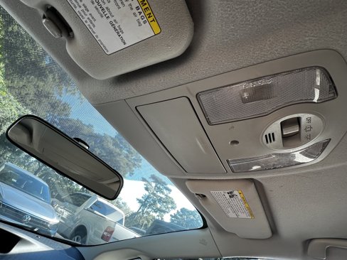 Used 2013 Toyota Prius Three image 28