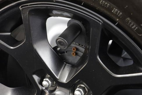 Used 2017 Jeep Wrangler Sport w/ Connectivity Group image 28