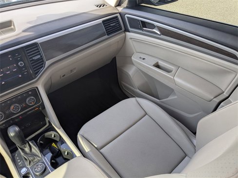 Used 2019 Volkswagen Atlas SEL R-Line image 17