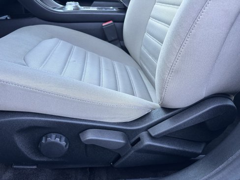 Used 2018 Ford Fusion S image 20
