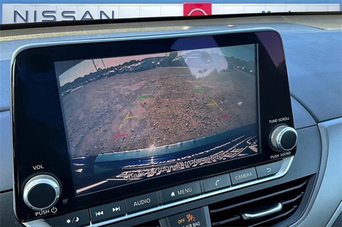 Used 2023 Nissan Altima 2.5 SR image 13