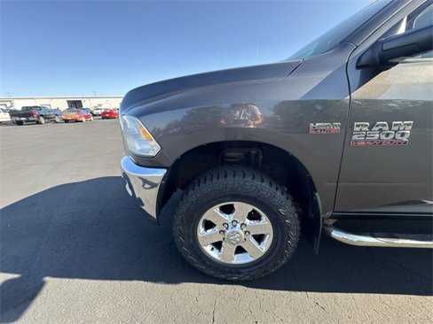 Used 2015 RAM 2500 Big Horn image 31