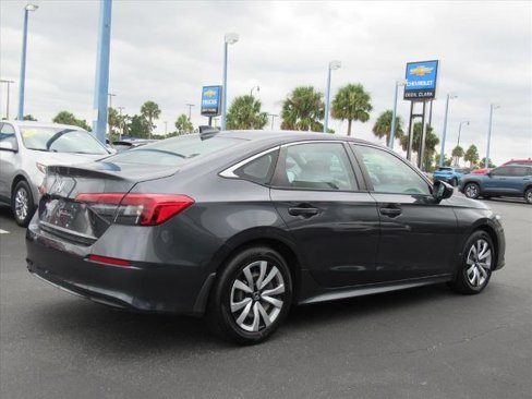 Used 2022 Honda Civic LX image 5