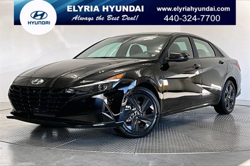 Used 2023 Hyundai Elantra SEL w/ Cargo Package image 1