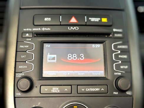 Used 2013 Kia Soul + w/ Audio Pkg image 16