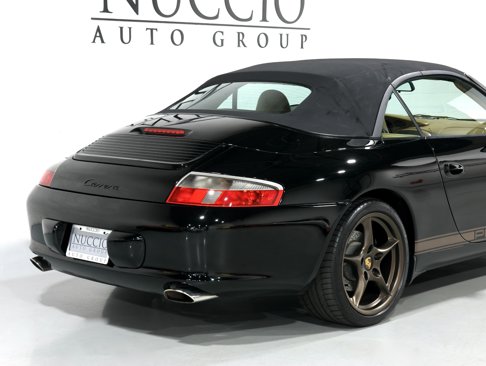 Used 2003 Porsche 911 Cabriolet image 31