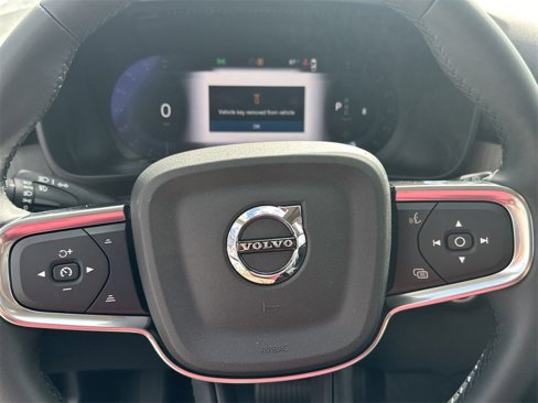 New 2025 Volvo XC40 B5 Core w/ Protection Package Premier image 13