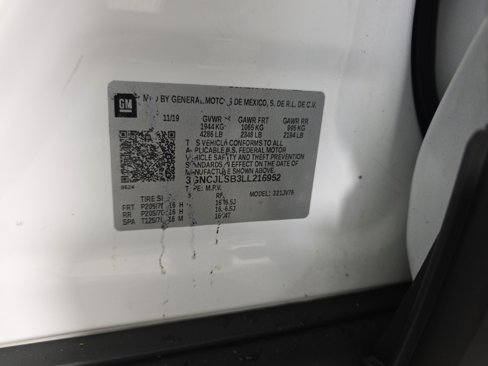 Used 2020 Chevrolet Trax LT image 11
