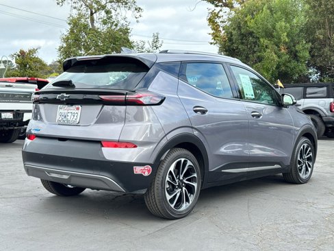 Used 2023 Chevrolet Bolt EUV Premier w/ Sun & Sound Package image 8