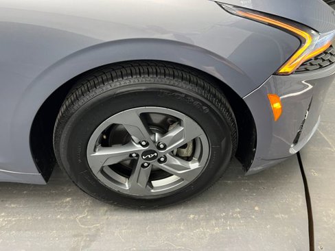 Used 2022 Kia K5 LXS image 12