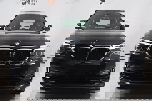 Used 2018 BMW 530i xDrive image 69