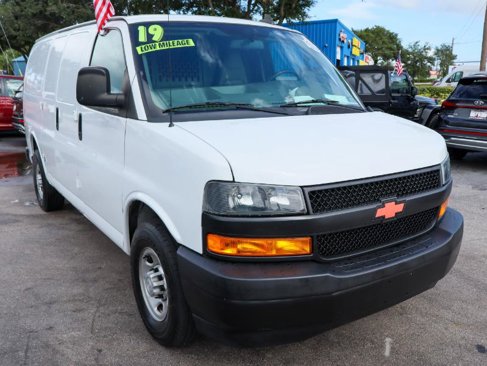 Used 2019 Chevrolet Express 2500 w/ Driver Convenience Package image 8