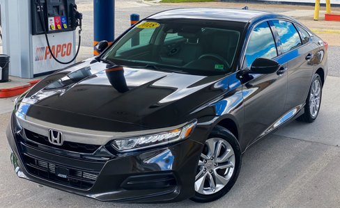Used 2018 Honda Accord LX image 2