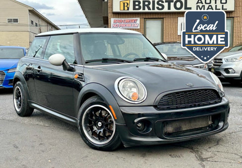 Used 2013 MINI Cooper Hardtop image 1