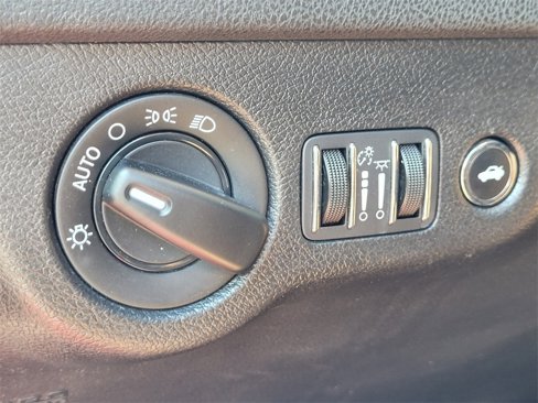 Used 2023 Dodge Charger SXT image 30