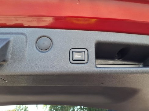 Used 2024 Chevrolet Equinox LT image 6