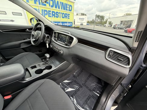 Used 2020 Kia Sorento LX image 22