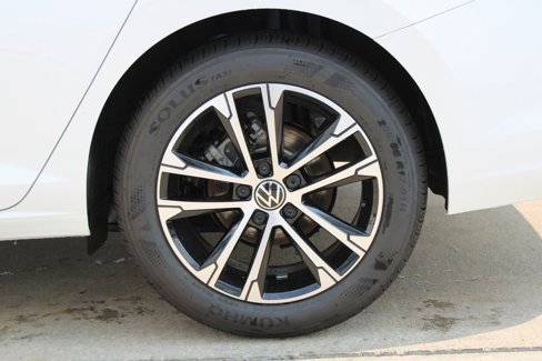 New 2025 Volkswagen Jetta Sport image 19