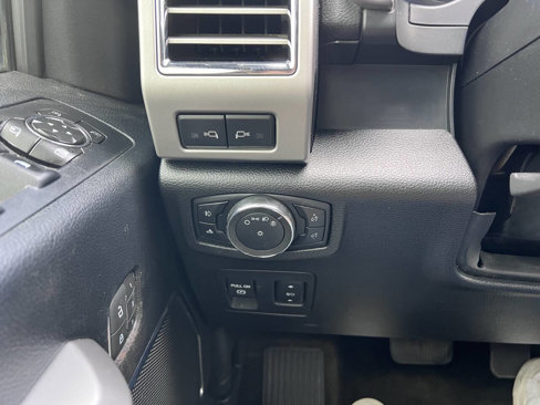 Used 2015 Ford F150 Lariat w/ Equipment Group 501A Mid image 14