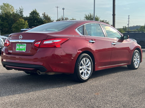 Used 2016 Nissan Altima 2.5 S w/ Power Driver Seat Package image 5