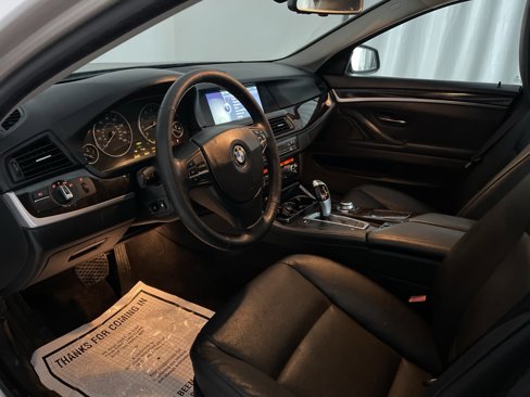Used 2011 BMW 535i xDrive Sedan image 26