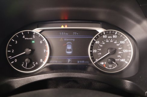 Used 2024 Nissan Altima 2.5 SV image 4