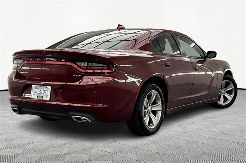 Used 2018 Dodge Charger SXT Plus image 2