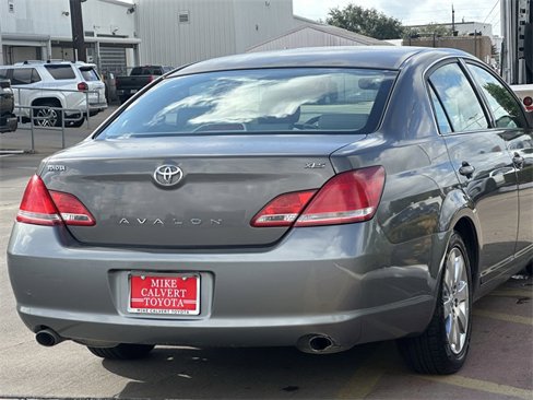 Used 2007 Toyota Avalon XLS image 7
