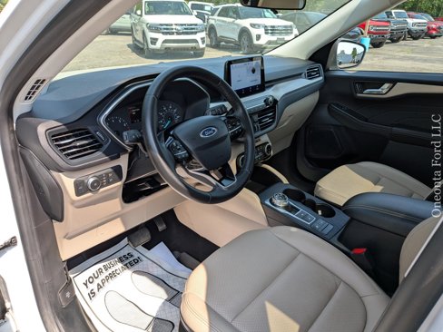 Used 2022 Ford Escape SEL image 16