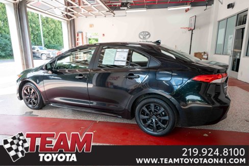 Used 2023 Toyota Corolla LE image 2