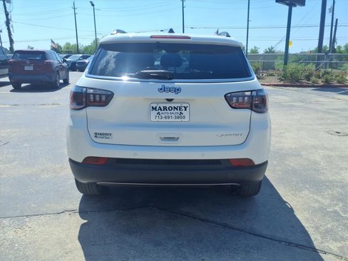 Used 2021 Jeep Compass Limited image 10