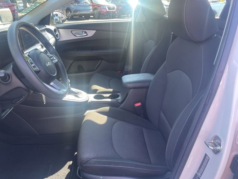 Used 2023 Kia Forte LXS image 22