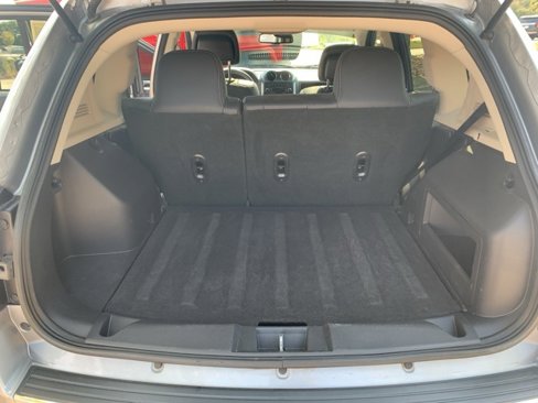 Used 2016 Jeep Compass High Altitude image 10